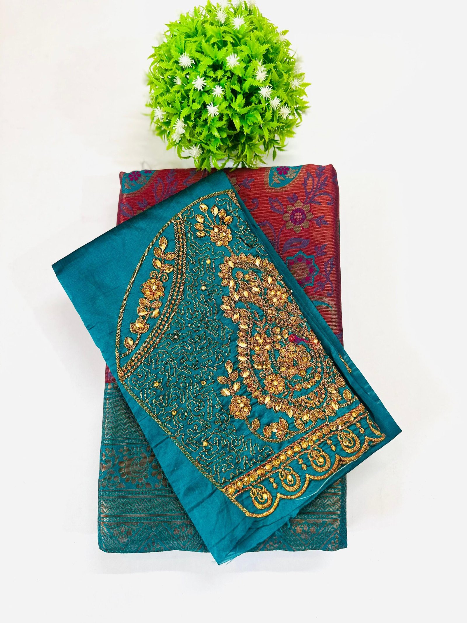 ent006ca Amurtha Saree with Blouse - Image 1